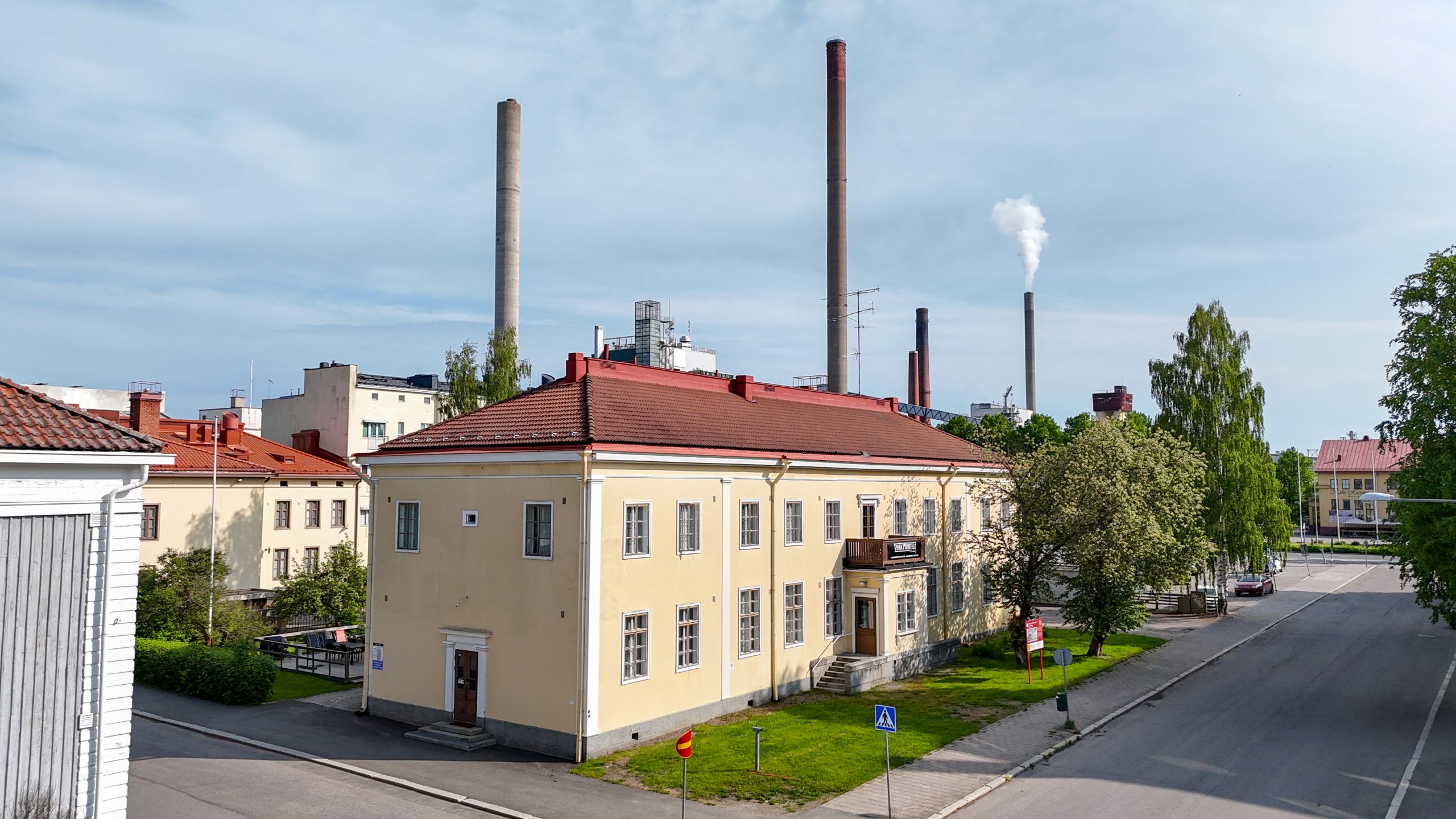 Vanha Postitalo, Wahlinkatu 8, 17 mēbelēti dzīvokļi